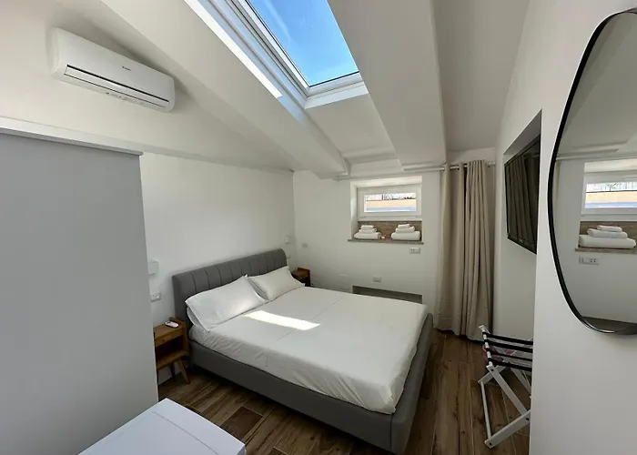 Bed&bikerome Giulio Cesare فندق مبيت وإفطار 4*